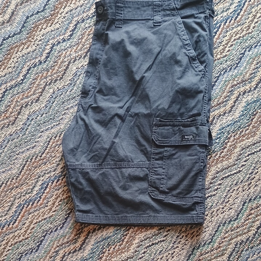 Men's Black Cargo Shorts